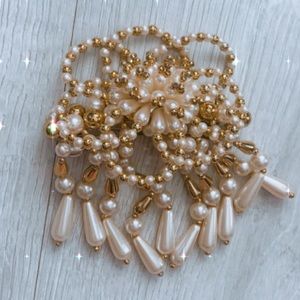 Vintage pearl and gold flower hair clip